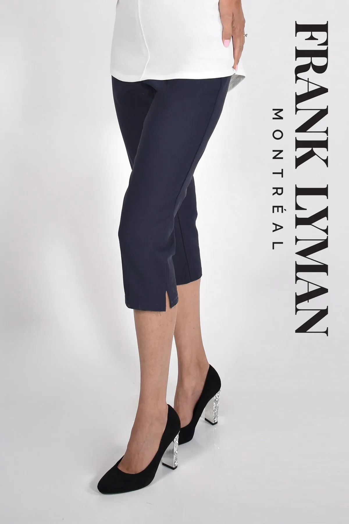 226228 (Capris)
